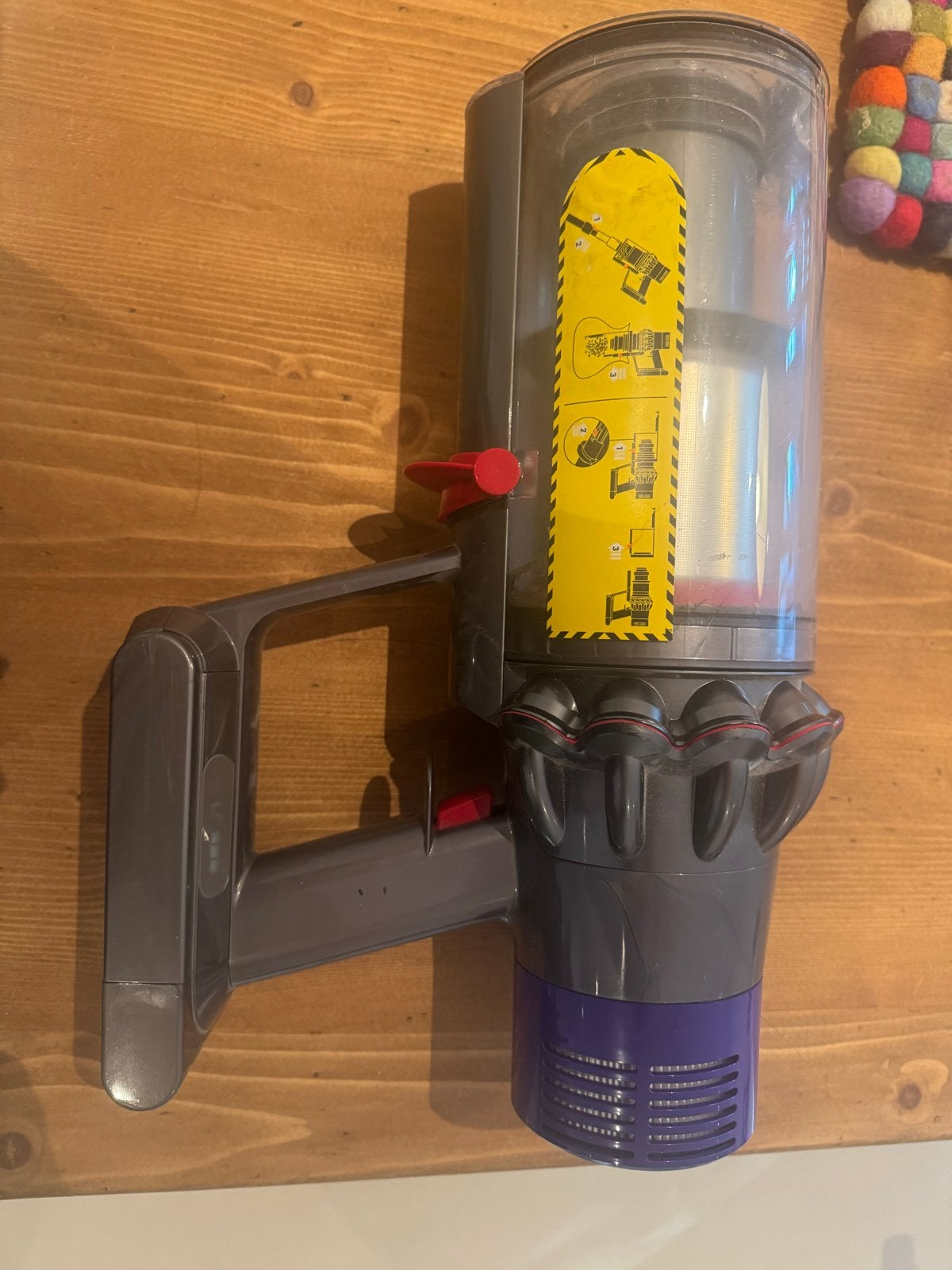 Dyson Cyclone V10 Absolute met accessoires en extra filters, Ophalen, Gebruikt, Draadloos, Dyson
