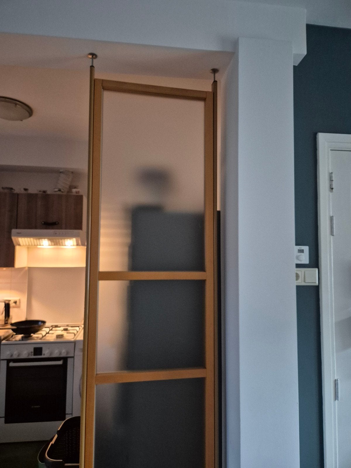 Houten roomdivider met melkglas, Ophalen, Gebruikt