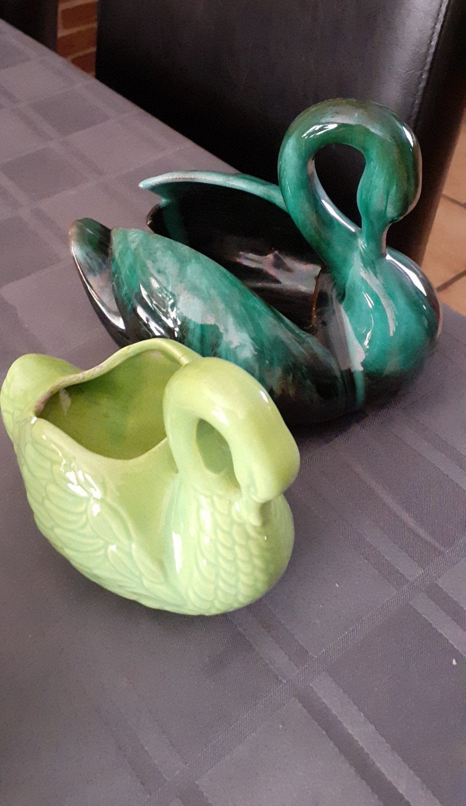 2 oude zwanen donker groen licht groen jaren 50, Ophalen of Verzenden, Gebruikt, Brocante