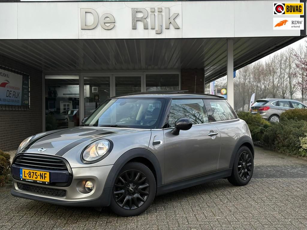Mini Mini 1.5 Cooper Salt | Panoramadak, Cruise, Climate, Ha, Voorwielaandrijving, 136 pk, Gebruikt, 4 stoelen
