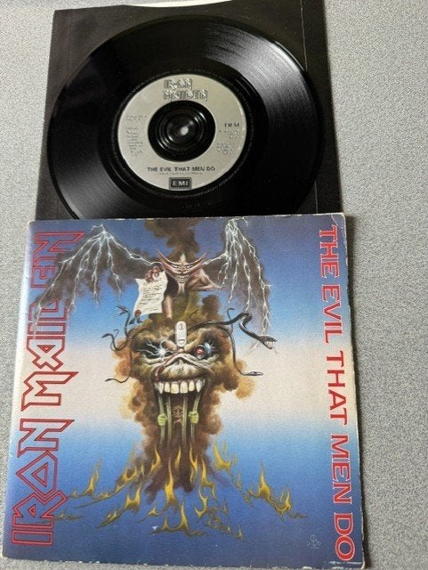 IRON MAIDEN - the evil that men do 7 INCH 1988 UK, Gatefold hoes, Ophalen of Verzenden, Gebruikt, Rock en Metal