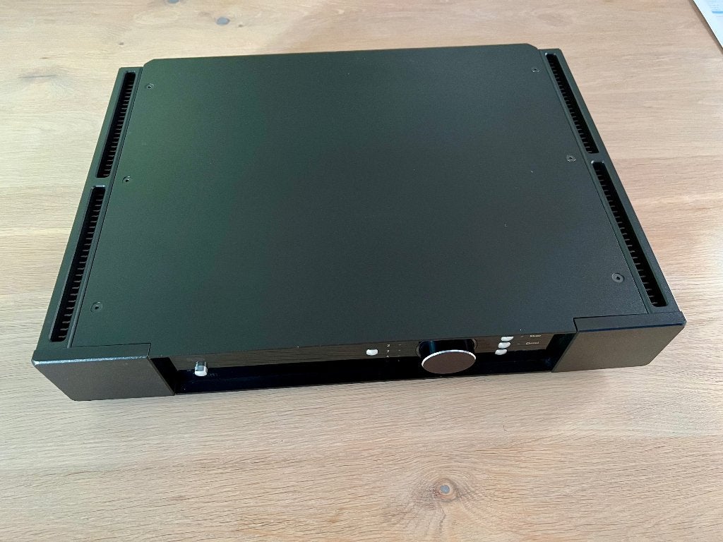 Rega Elicit R versterker als nieuw 950,-, Audio, Tv en Foto, Versterkers en Receivers, Ophalen, Refurbished, 60 tot 120 watt, Overige merken