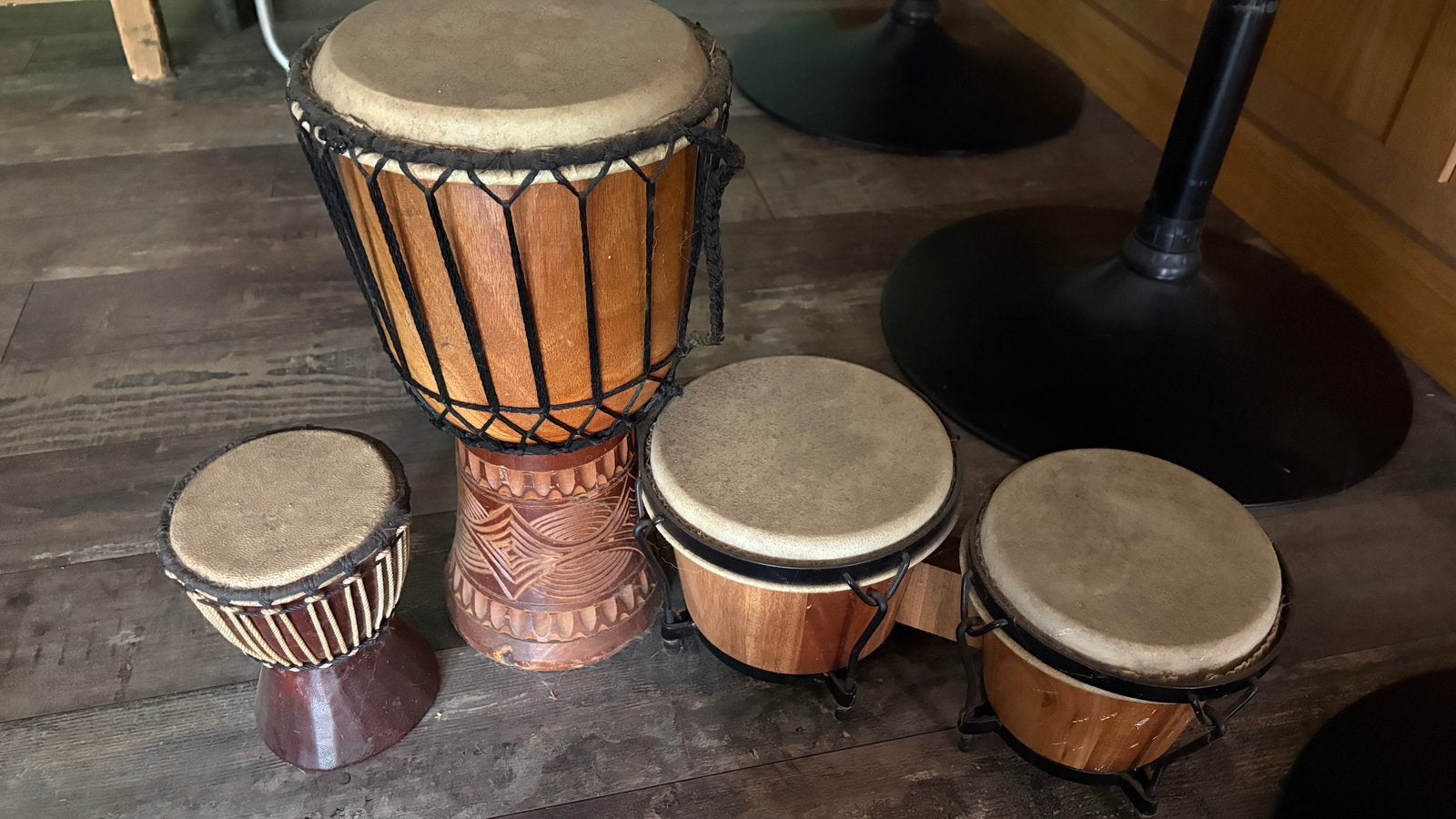 Mooie set Afrikaanse trommels / djembés – 4 stuks, Muziek en Instrumenten, Ophalen, Gebruikt, Trommel
