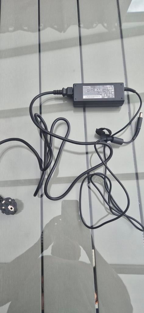 Chicony Laptop Oplader - Gebruikt maar Functioneel, Ophalen of Verzenden, Gebruikt, Chicony