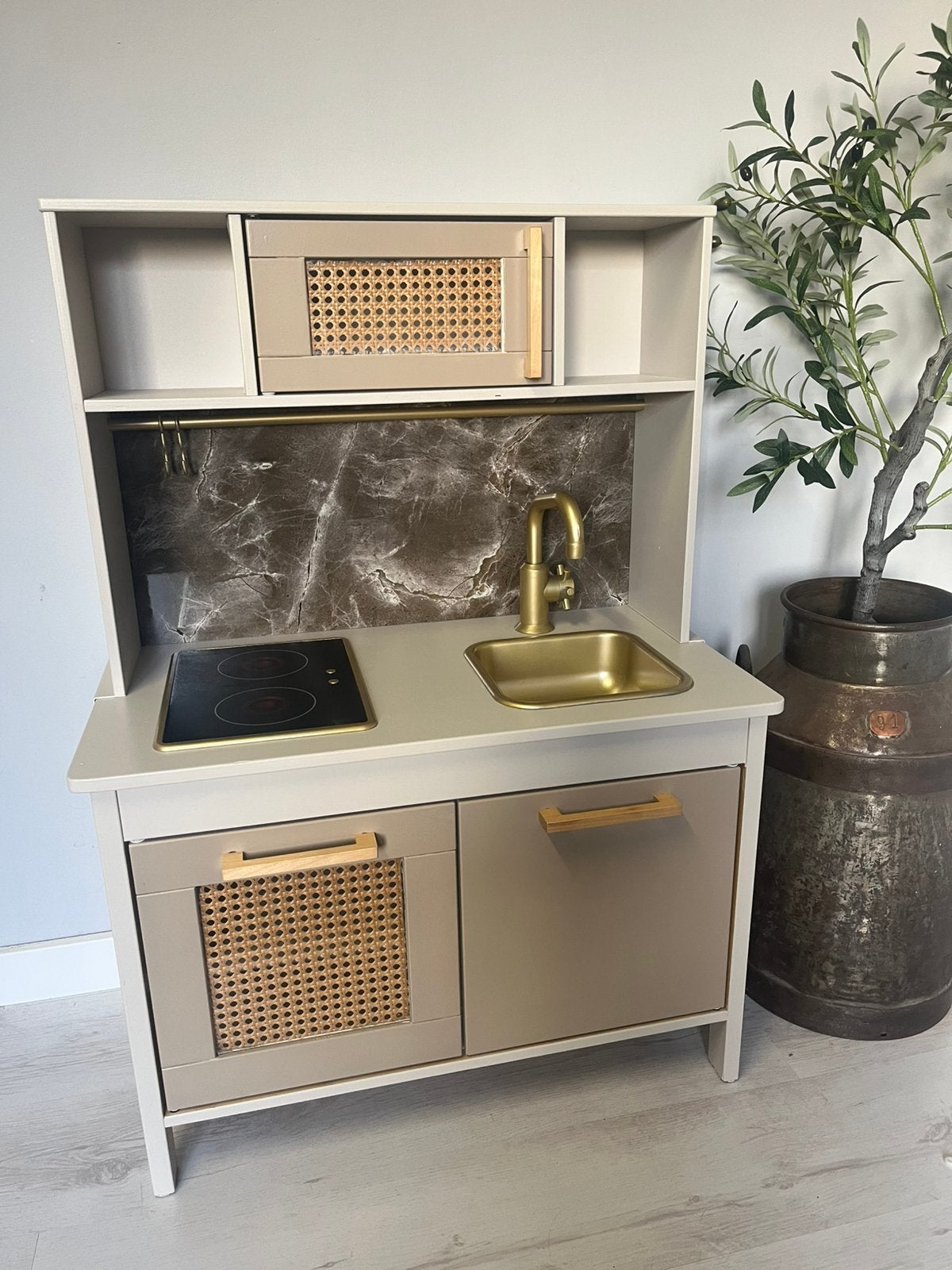 Restyled IKEA Duktig speelkeuken bruin diverse varianten, Kinderen en Baby's, Speelgoed | Speelkeukens, Ophalen, Zo goed als nieuw