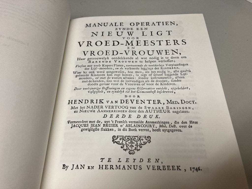 Vroed meesters en Vroed vrouwen Facsimile, Ophalen of Verzenden, Gelezen