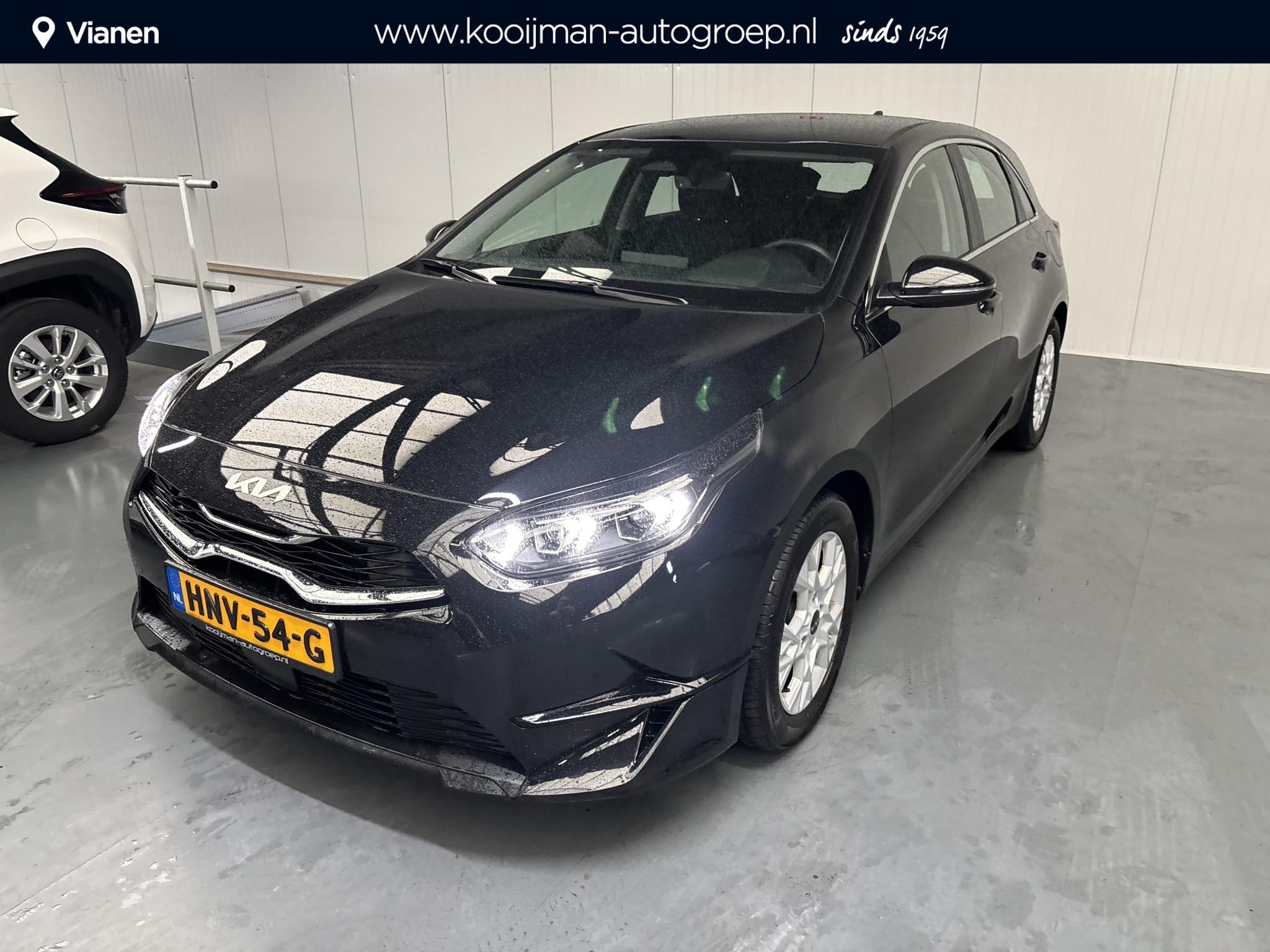 Kia Ceed 1.5 T-GDi DynamicLine, Auto's, Stof, Gebruikt, Euro 6, 4 cilinders