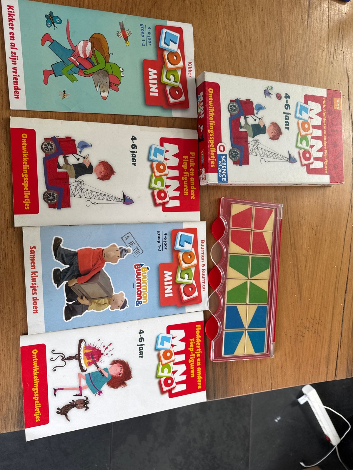 Mini loco met 4 boekjes, Ophalen of Verzenden, Gebruikt, Puzzelen