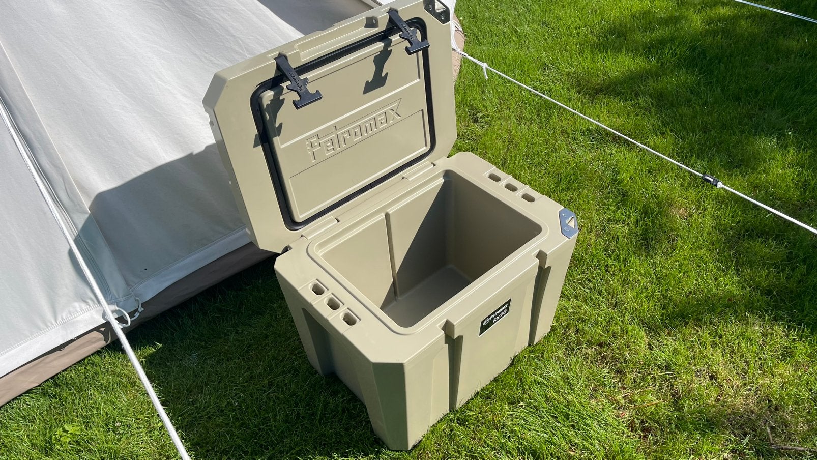 Stoere Petromax KX50 super isolatie koelbox 50L – Zand/Beige, Ophalen, Zo goed als nieuw, Koelbox, Koelelement