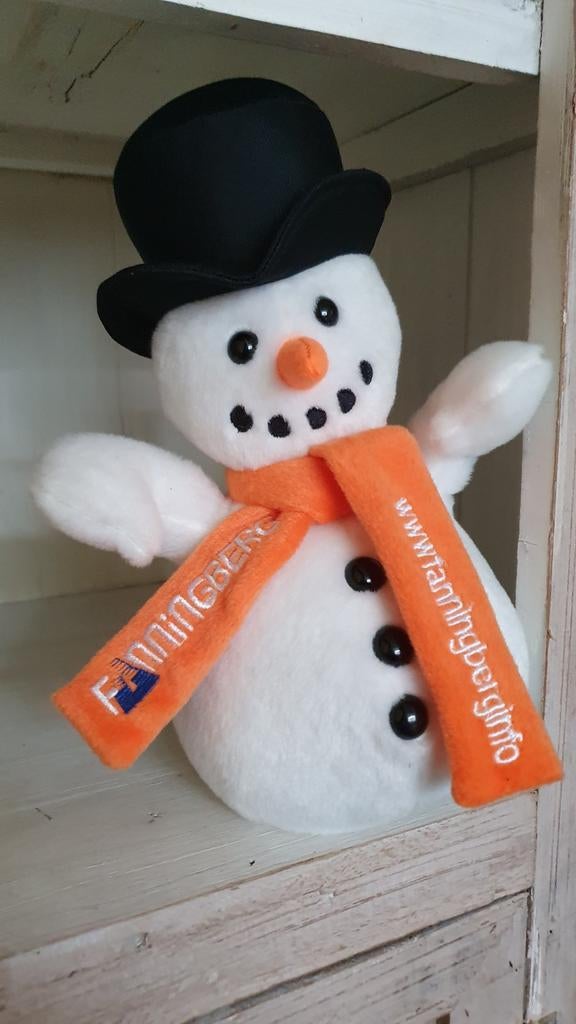 Sneeuwpop knuffel., Ophalen of Verzenden, Zo goed als nieuw, Overige typen