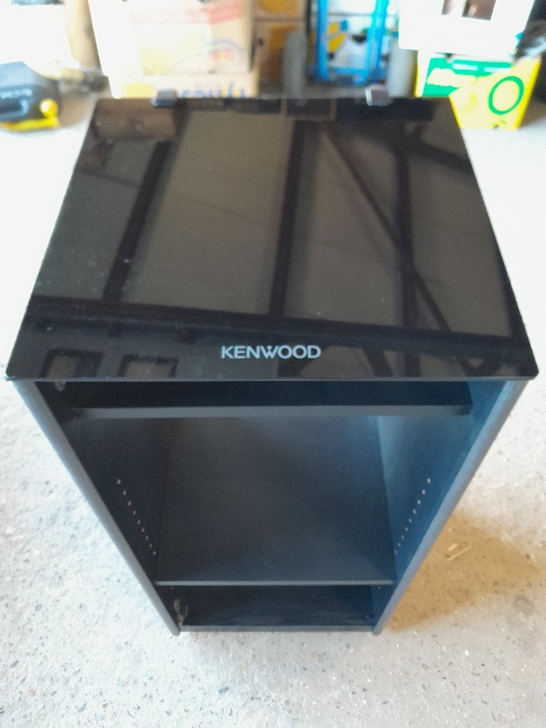 Kenwood Stereo Meubel met Glazen Bovenkant en Wieltjes, Ophalen, Zo goed als nieuw