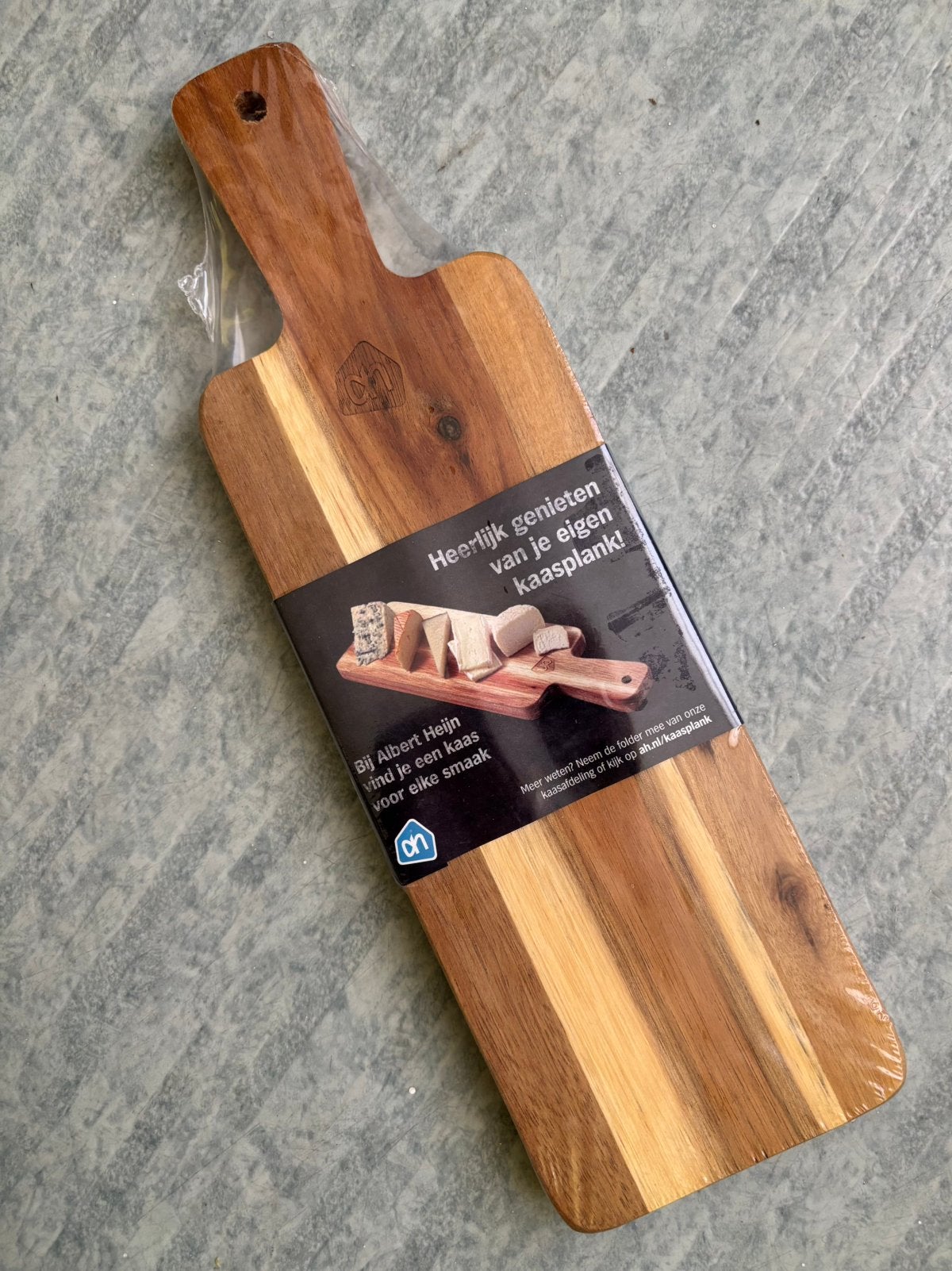 Nieuw houten kaasplankje 36cm lang, Hout, Snij-/serveerplank, Nieuw, Ophalen of Verzenden