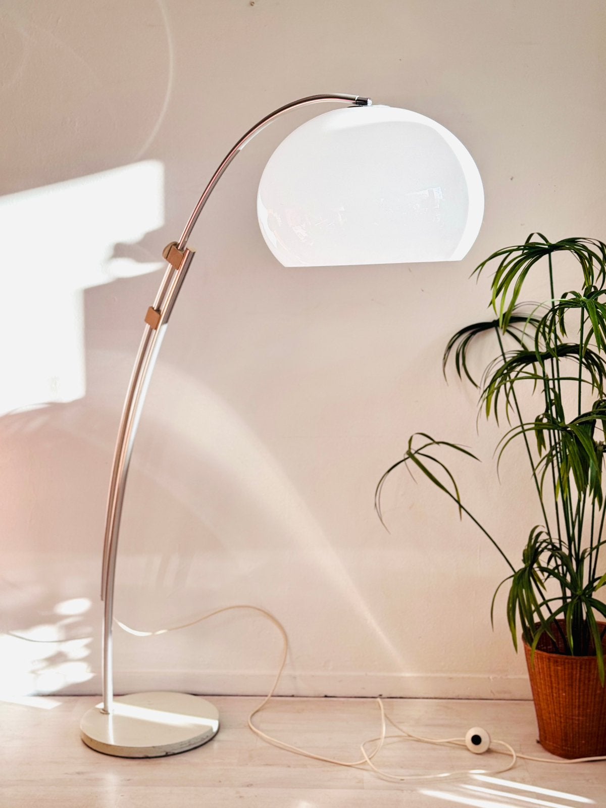 Vintage booglamp seventies space age, Ophalen, Kunststof, Zo goed als nieuw, X