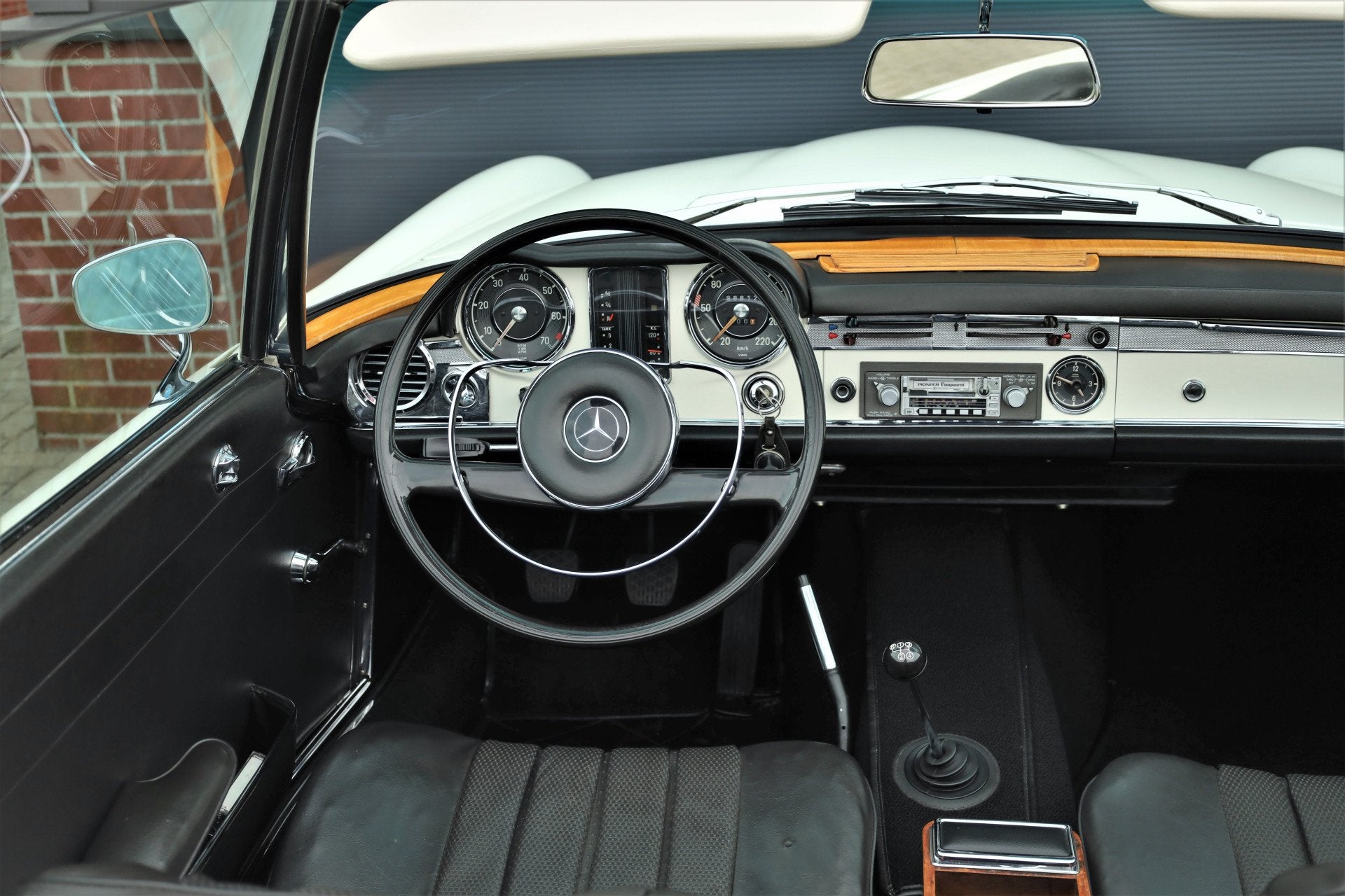 Mercedes-Benz SL-Klasse 230 SL W113 Pagode Gerestaureerd, foto 10