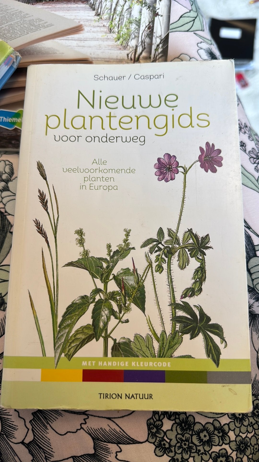 Nieuwe plantengids voor onderweg, Ophalen of Verzenden, Zo goed als nieuw