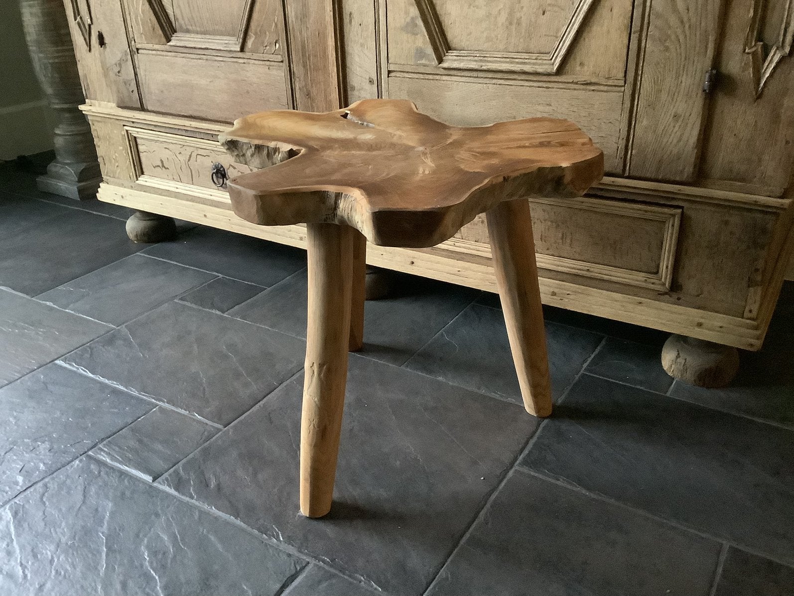 NIEUW robuust houten boomschijf bijzettafel salontafel tafel, Ophalen, Nieuw