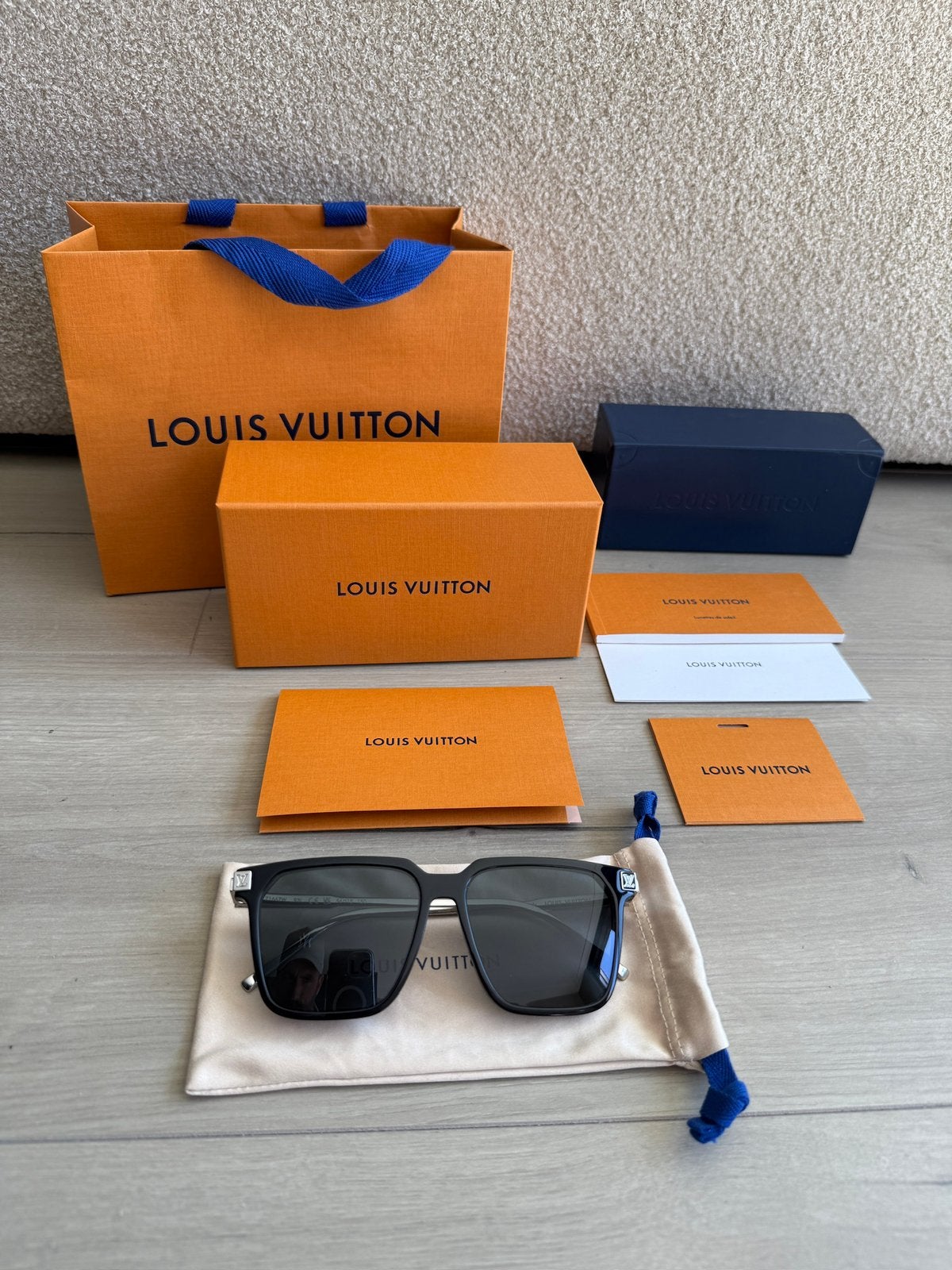 Louis Vuitton Zonnebril, Origineel, Nieuwstaat, Overige merken, Zonnebril, Zwart, Nieuw