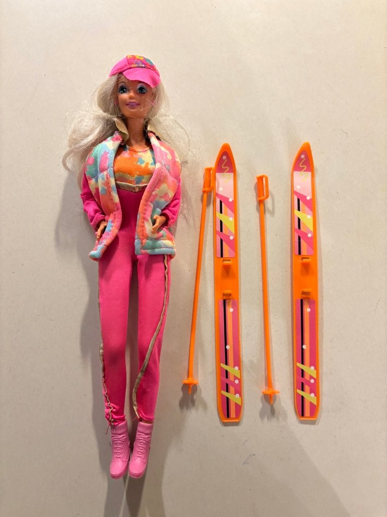 Mattel leuke vintage ski fun barbie pop met originele outfit, Ophalen of Verzenden, Zo goed als nieuw, Barbie