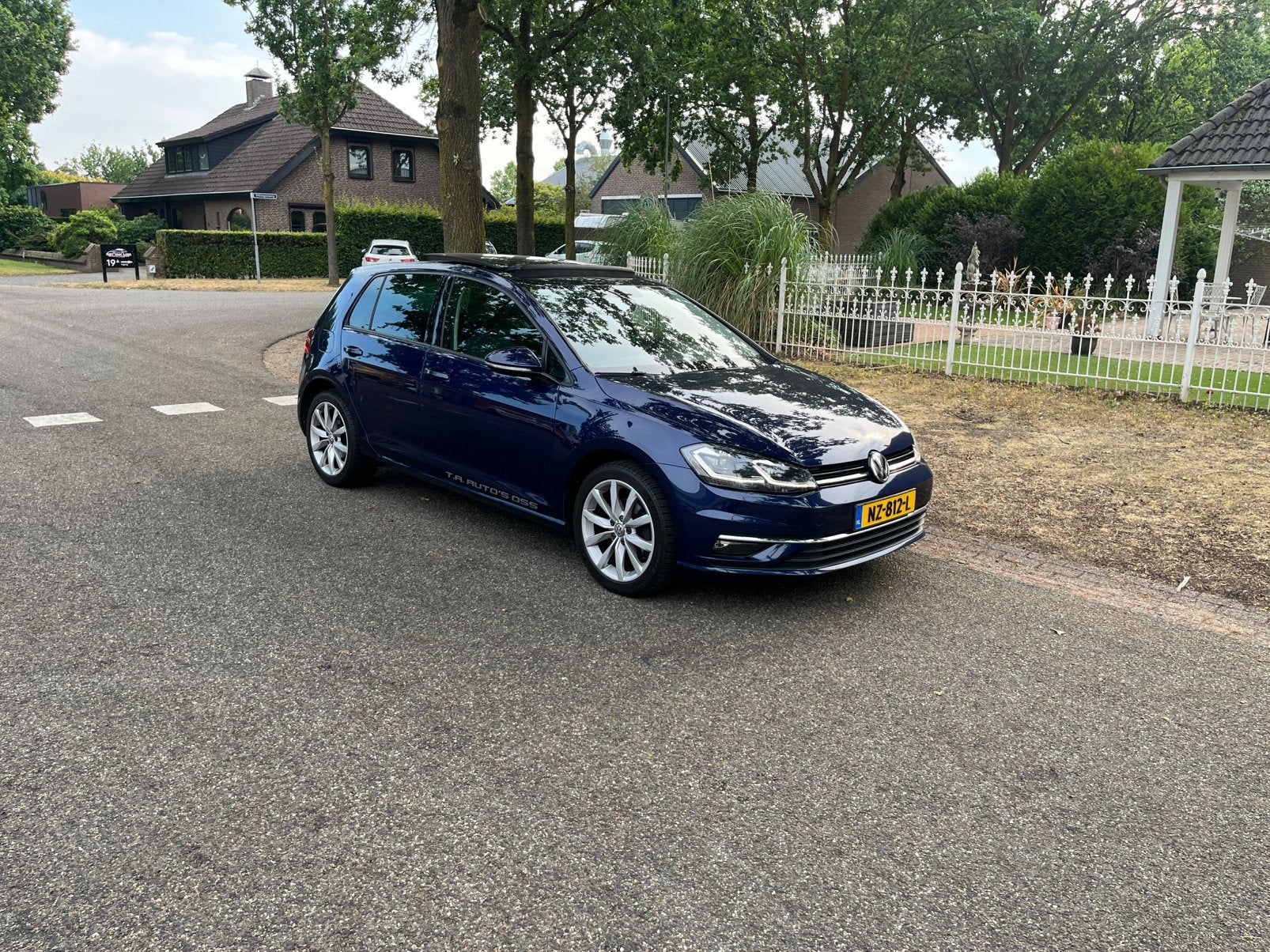 Volkswagen Golf 1.0 TSI 7-DSG Panorama, Virtual, Bomvol 2017, Auto's, Zwart, Blauw, Adaptive Cruise Control, Origineel Nederlands
