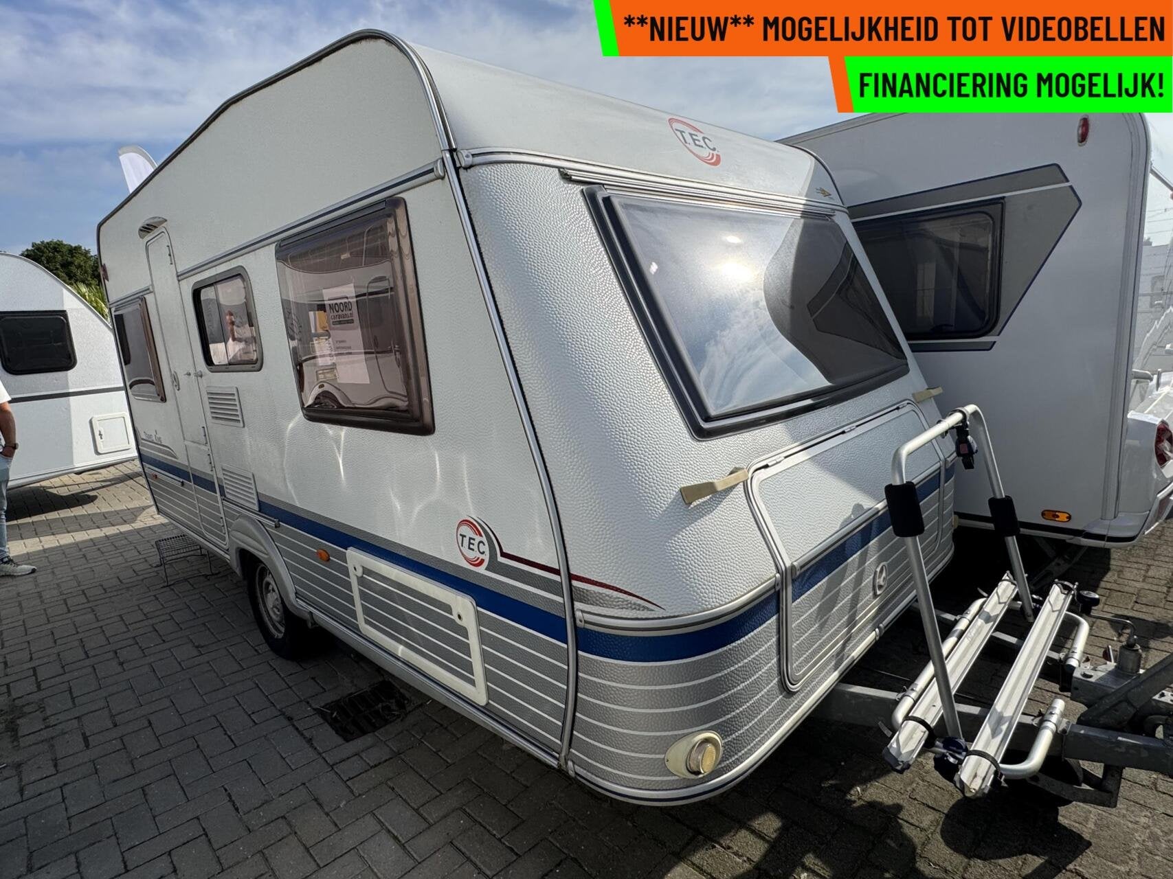 Tec Travel King 450 MOVER + VOORTENT + VASTBED, Caravans en Kamperen, T.E.C., Bedrijf, Serviceluik, 750 - 1000 kg
