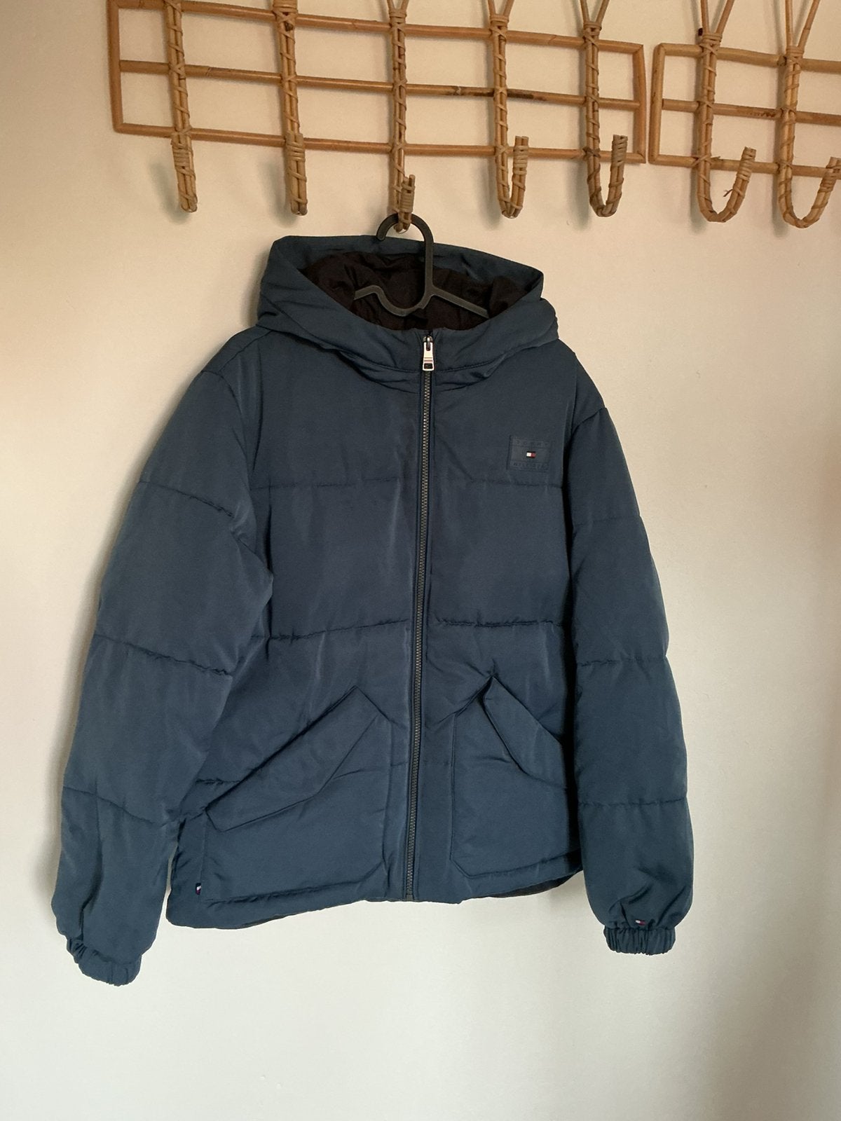 Tommy hilfiger winterjas jongens blauw maat 176, Ophalen of Verzenden, Zo goed als nieuw, Jongen, Jas