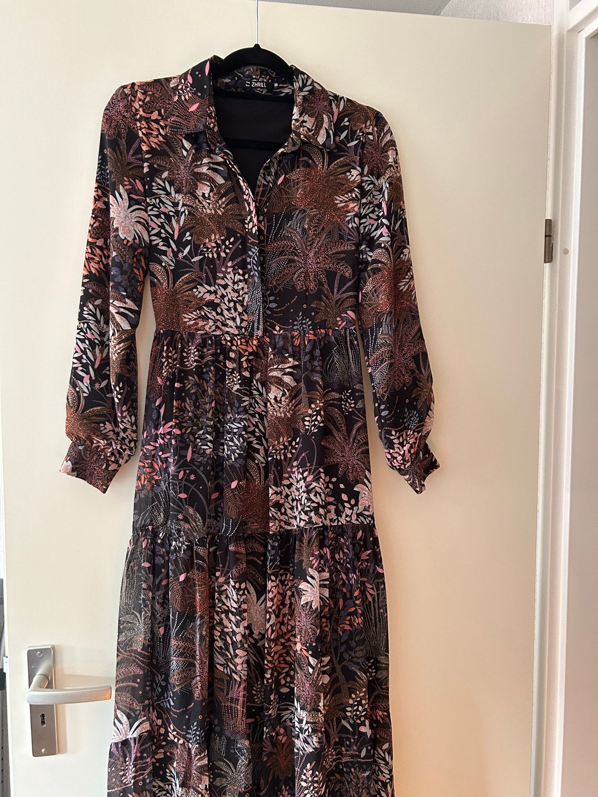 ZHRiLL Jurk met botanische print - Zo goed als nieuw mt 34, Kleding | Dames, Meerkleurig, Ophalen of Verzenden, Zo goed als nieuw