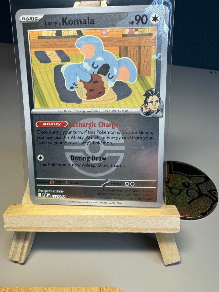 Pokemon kaart: Larry's Komala - 175/217, Ophalen of Verzenden, Zo goed als nieuw, Losse kaart