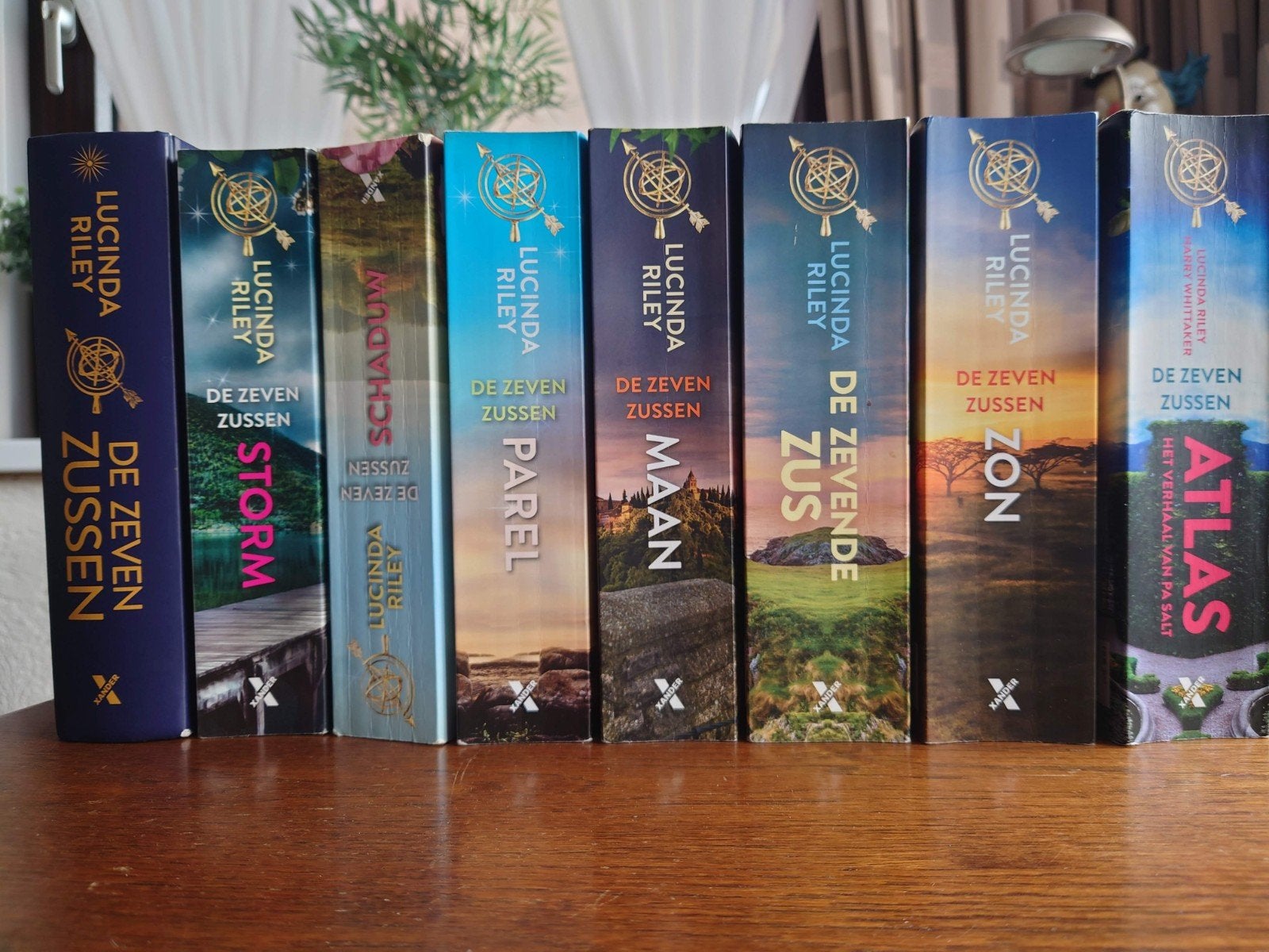 'De Zeven Zussen' serie van Lucinda Riley alle 8 boeken ', Ophalen, Gelezen