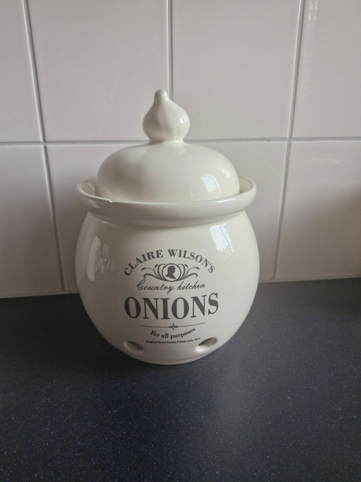 Claire Wilson's Country Kitchen Uienpot - Crème Keramiek, Zo goed als nieuw, Voorraadpot, Steen/keramiek, Overige merken