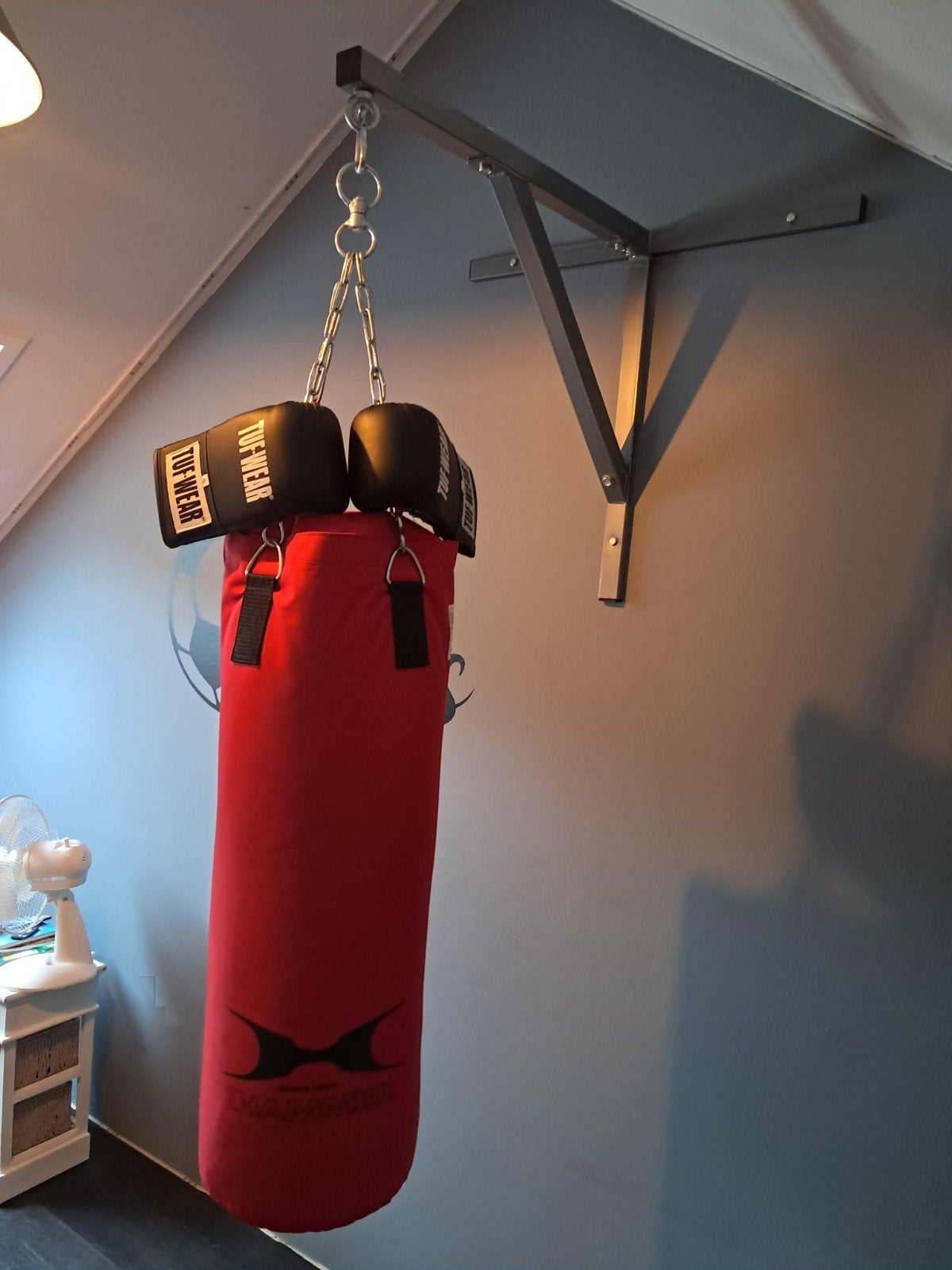 Nylon Bokszak 60x28cm (12kg) met Bokshandschoenen, Ophalen, Zo goed als nieuw, Bokszak