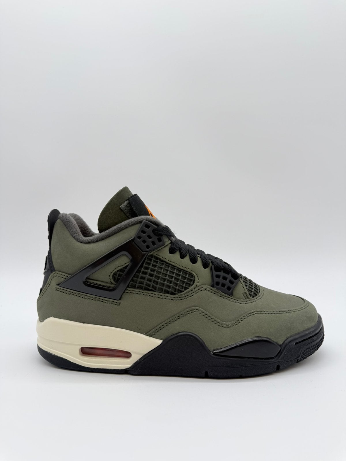 Jordan 4 Undefeated EU 36,5, -, -, Nieuw, Ophalen of Verzenden