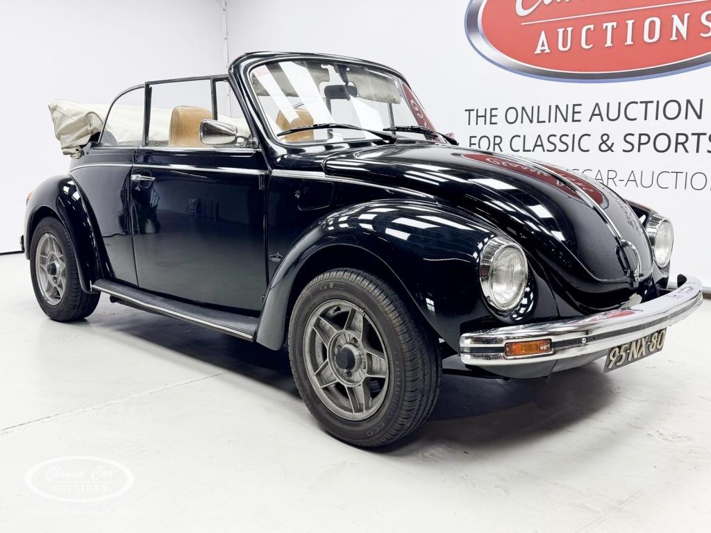 Volkswagen KEVER 1303 LS  - ONLINE AUCTION, Auto's, Oldtimers, Cabriolet, Volkswagen, Zwart, Bedrijf