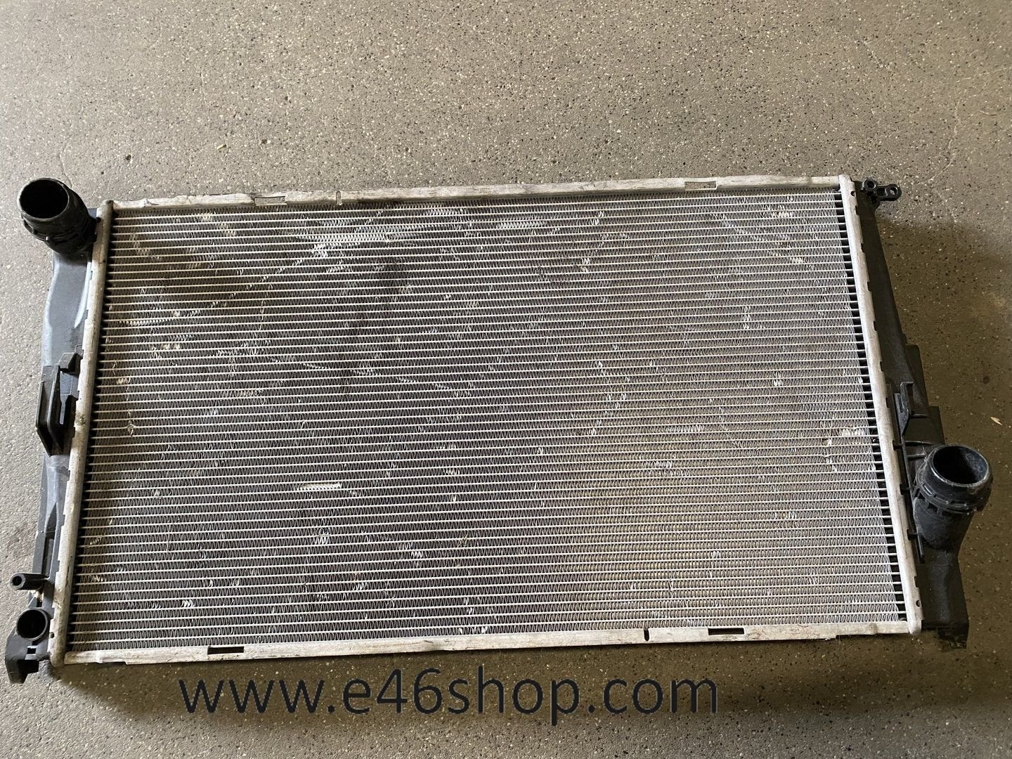 BMW E90 E91 RADIATEUR N54 6 CILINDER BENZINE MOTOR, Auto-onderdelen, Gebruikt, -, -, Ophalen of Verzenden