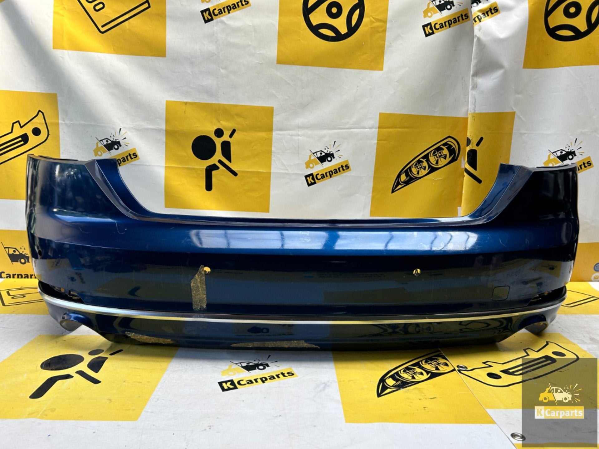 Audi A5 Achterbumper 4XPDC 8W6807521A Origineel 17-21, Gebruikt, AUDI AG, Auto-Union-Strasse 1
85045  Ingolstadt, DE, Bumper