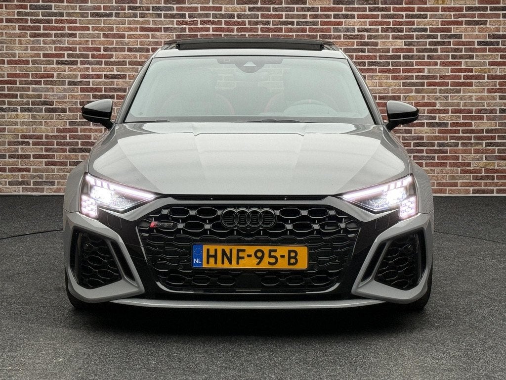 Audi RS3 2.5TFSI RS 3 quattro Keramisch Headup Panorama Nard, Auto's, Audi, Automaat, Gebruikt, RS3, Bedrijf