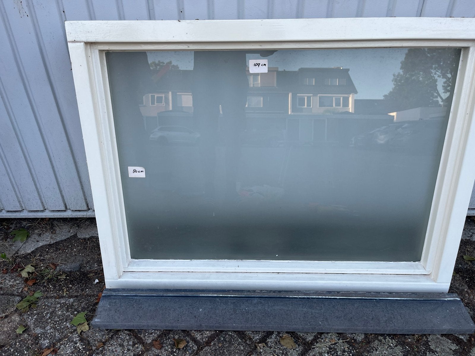 Hardhouten kozijn met enkel melkglas b 109cm, h80cm, Ophalen, Gebruikt, Gevelraam of Ruit, 80 tot 120 cm