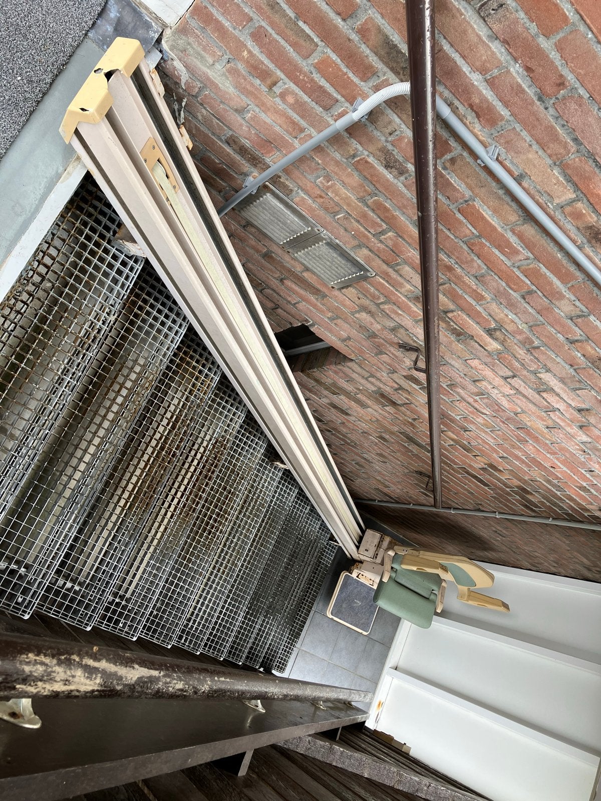 Traplift (electrisch), Ophalen of Verzenden, Gebruikt, Recht