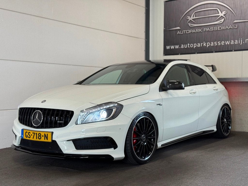 Mercedes-Benz A-klasse AMG 45 4MATIC Edition 1 Pano Aero, Ca, Auto's, Automaat, Gebruikt, 4 cilinders, Wit