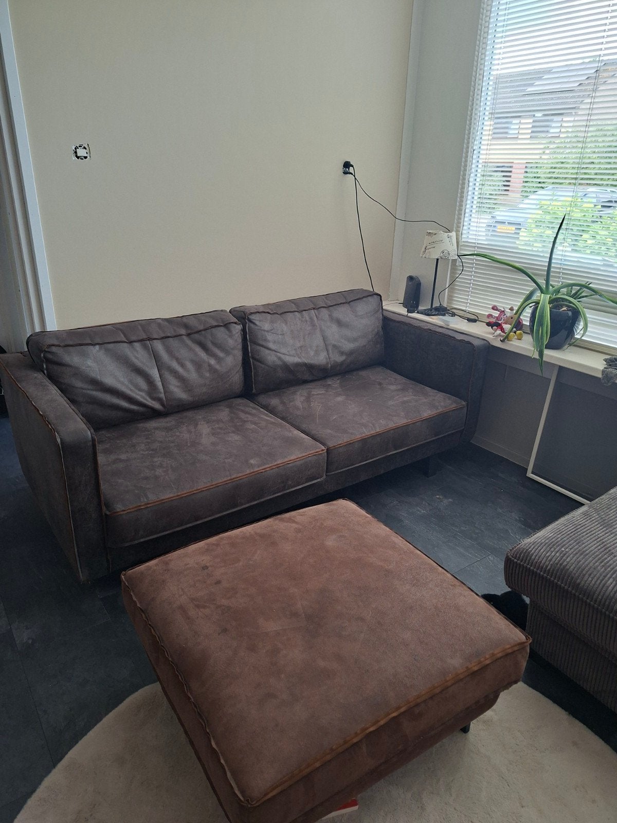 Comfortabele 2-zitsbank met loveseat en poef, Huis en Inrichting, Banken | Bankstellen, Ophalen, 150 tot 200 cm, Tweepersoons