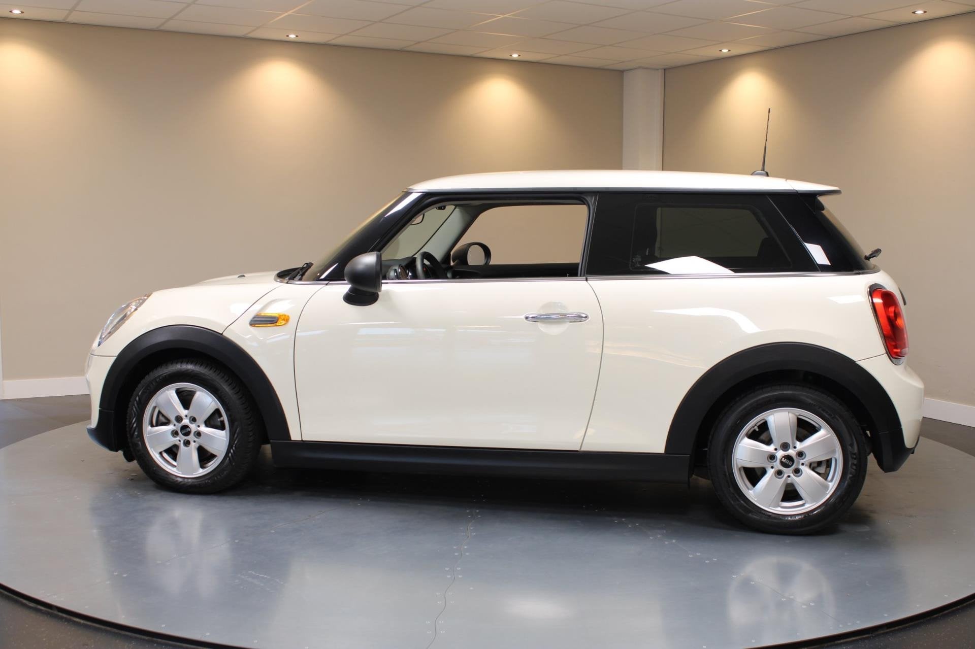 Mini Mini 1.2 One Salt *2de Eigenaar* Origineel NL|Airco|NAP, Auto's, Gebruikt, Euro 6, 4 stoelen, 1198 cc