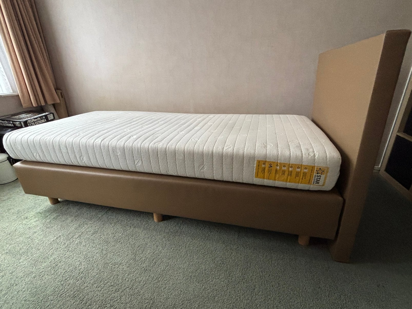 Nette 1-persoons boxspring 2.00 x 0.90, Huis en Inrichting, Slaapkamer | Boxsprings, Ophalen, Zo goed als nieuw, Eenpersoons, 90 cm