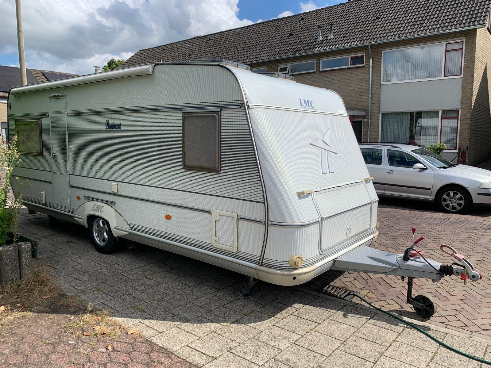 LMC Dominant 560, Caravans en Kamperen, Rondzit, Schokbreker, Frans bed, 7 tot 8 meter