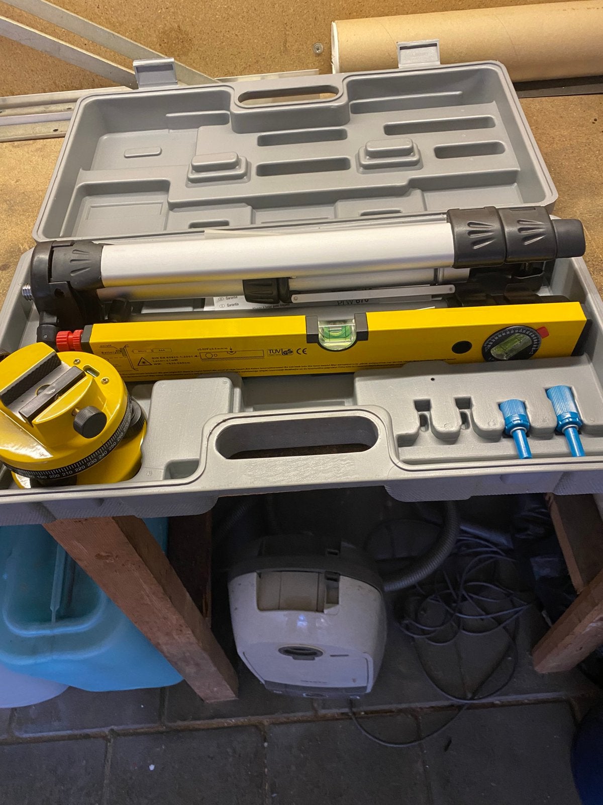 Laser waterpas, Doe-het-zelf en Verbouw, Meetapparatuur, Ophalen, Nieuw, Overige meters