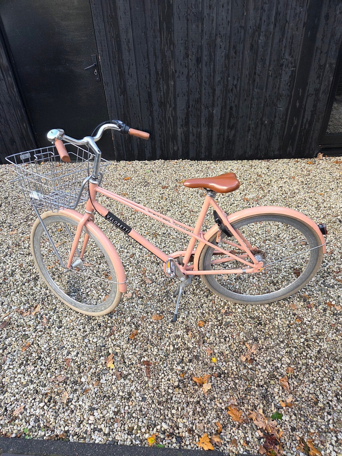 Roze Veloretti fiets met mand en 3 versnellingen, Fietsen en Brommers, Ophalen