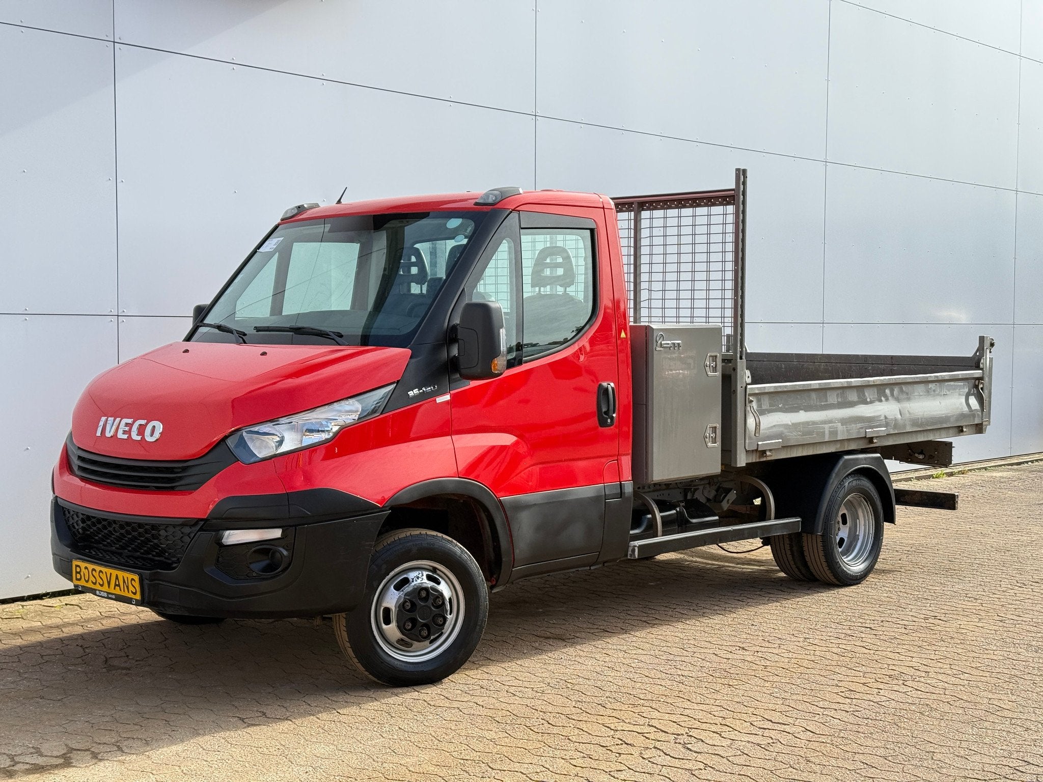 Iveco Daily 35C12 2.3, Achterwielaandrijving, Gebruikt, Euro 6, 2287 cc