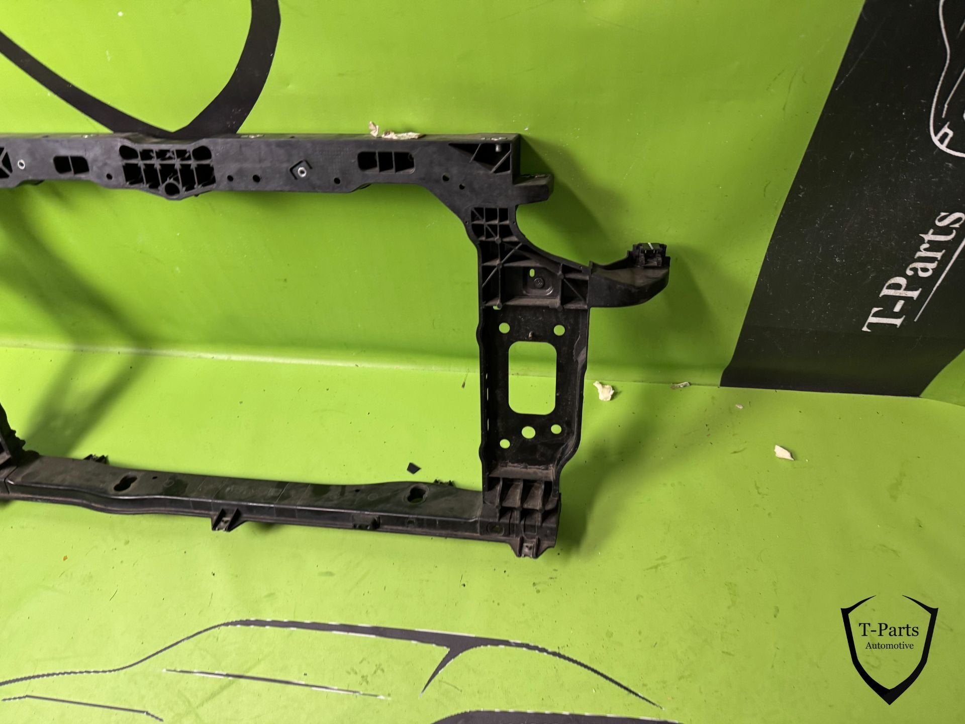 hyundai i10 voorfront front 64101-K7000 64101K7000, Gebruikt, Heolleung-ro 12
06797  Seoul, Ophalen of Verzenden, Info@hyundai.com