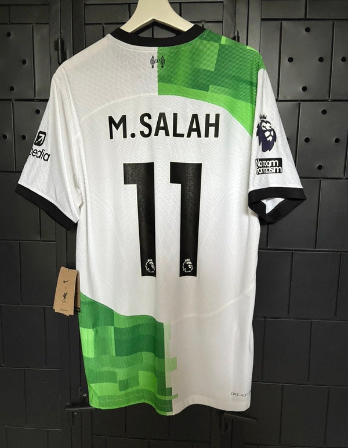 Liverpool uitshirt 23/24 Salah speler versie, Maat 52/54 (L), Meerkleurig, Nieuw, Ophalen of Verzenden