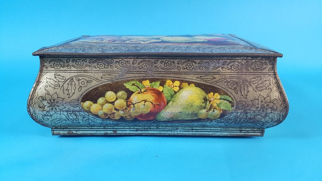 Vintage brocante metalen blik met fruit stilleven. 6C6, Verzamelen, Blikken, Ophalen of Verzenden, Gebruikt, Koek(jes)
