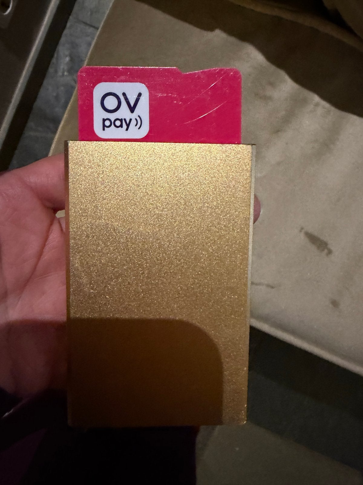2x Gouden pasjeshouder met knipsluiting, Overige merken, Overige kleuren, Ophalen of Verzenden, Zo goed als nieuw