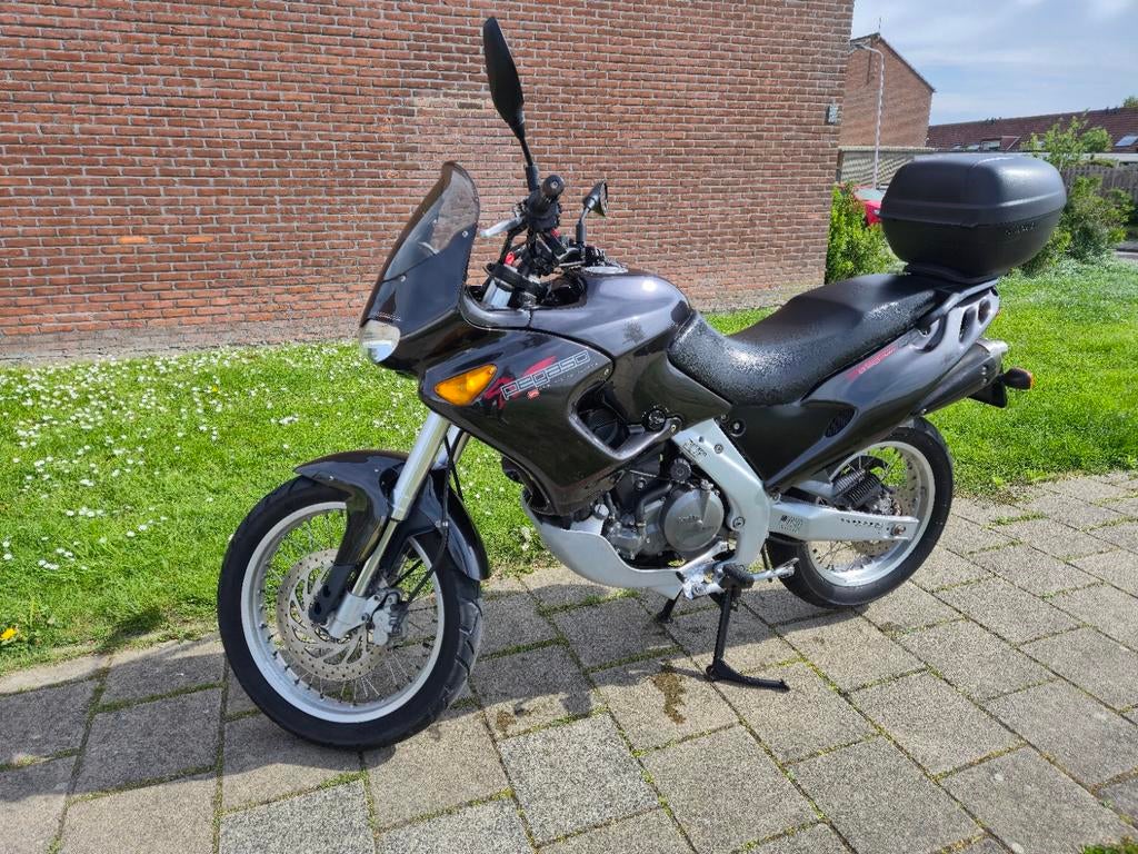 Aprilia Pegaso 650 - Allroad motor met topkoffer, Motoren, Motoren | Aprilia, Motorrijbewijs A, Gebruikt, Particulier, Meer dan 35 kW